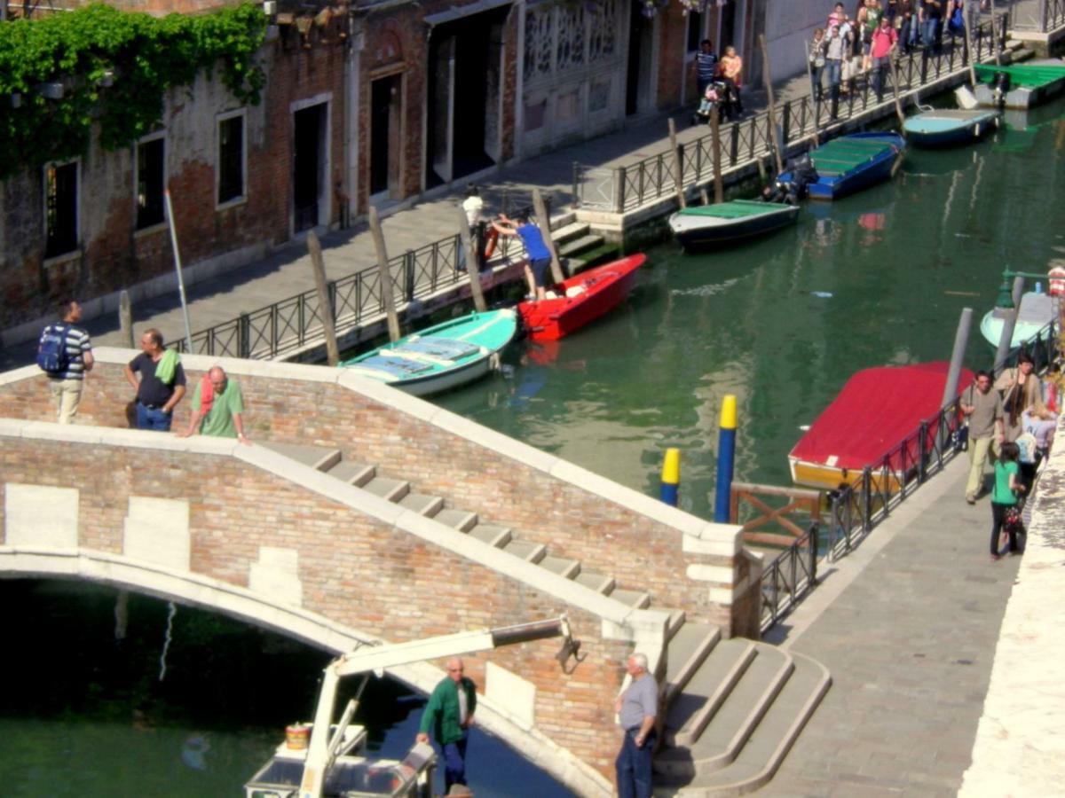 A Venetian Appartement *